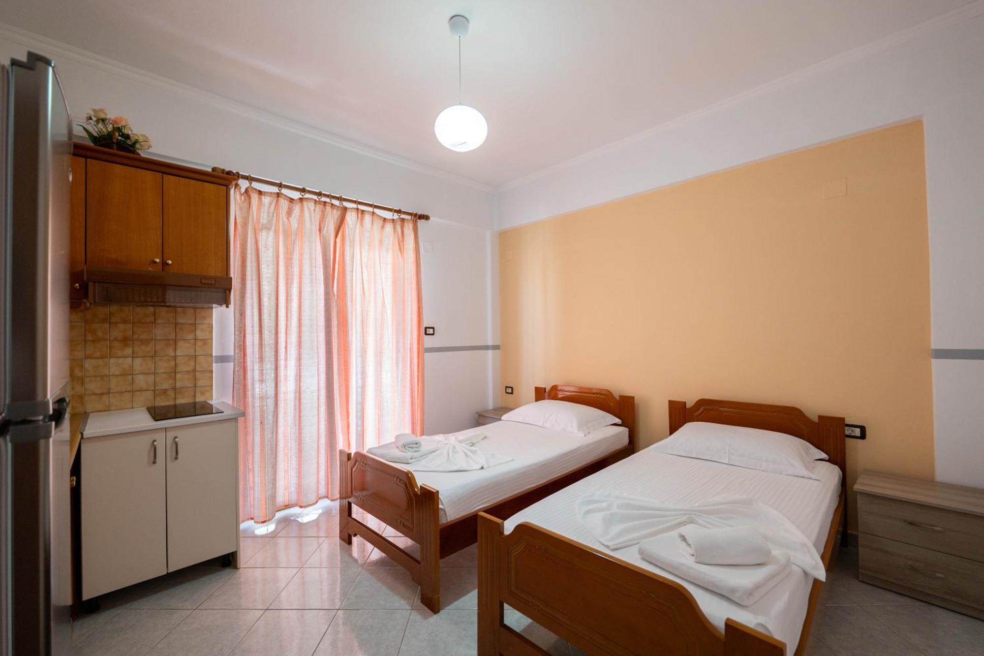 Apartments Mario Ksamil Esterno foto