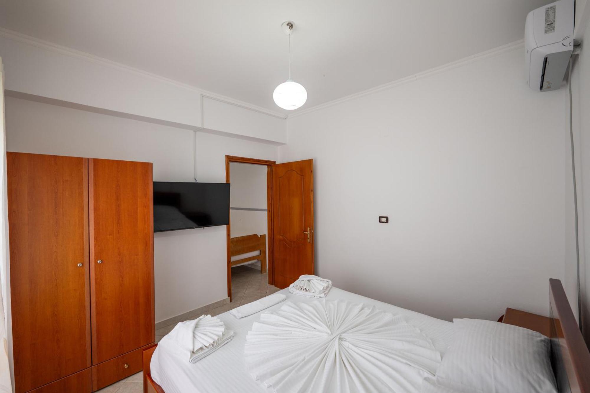 Apartments Mario Ksamil Esterno foto